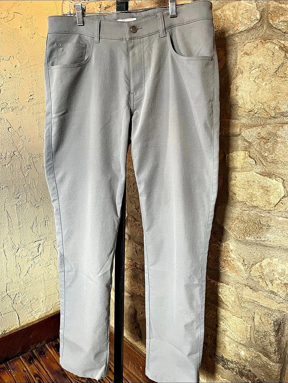 Peter Millar Gray Chino Pants Waist 34/34 Like New